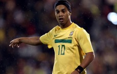 华体会app：中甲联赛综述，成都赛季首败撼动格局，四队同积12分上演激烈角逐