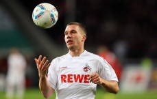 华体会官网|德天空透露，莱比锡新星韦德拉奥果伤缺5至7周，球队赛季征程遇挑战