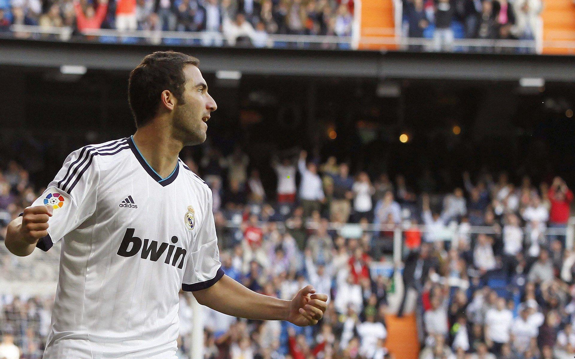 广西恒宸官宣续约刘俊威，率队中乙夺冠冲甲谱写新篇章